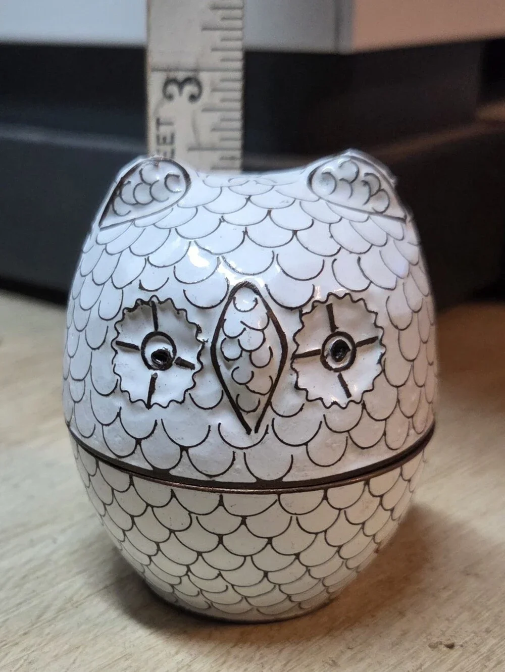 Pottery Barn White Owl Decorative Trinket Box Blue Enamel Interior Metal Cloison